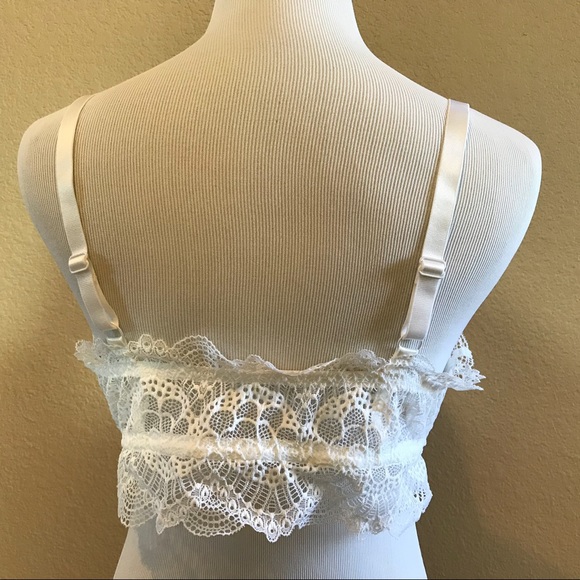 H&M Soft cup push-up lace bralette - Picture 3 of 4